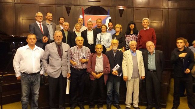 Banja Luka 017. 10 Pisci u Banskom dvoru1